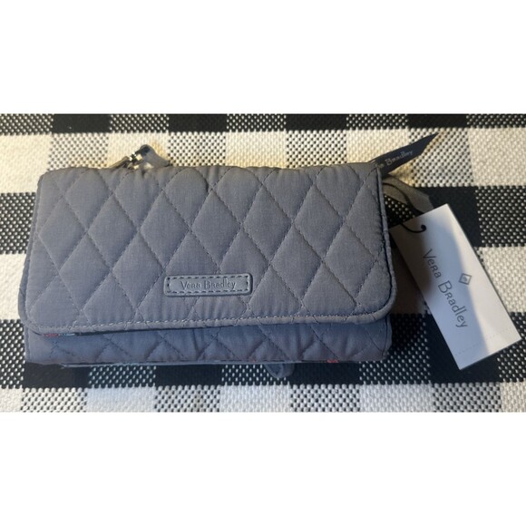 Vera Bradley Gray RFID Smartphone Wristlet‎ Accordion Wallet Roses NWT $89 - Picture 2 of 12